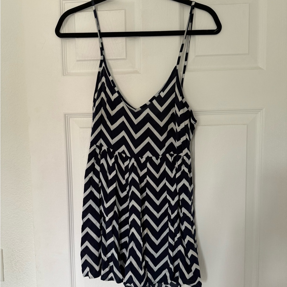 Mika & Gala Navy and White Chevron Romper – Size AU 8